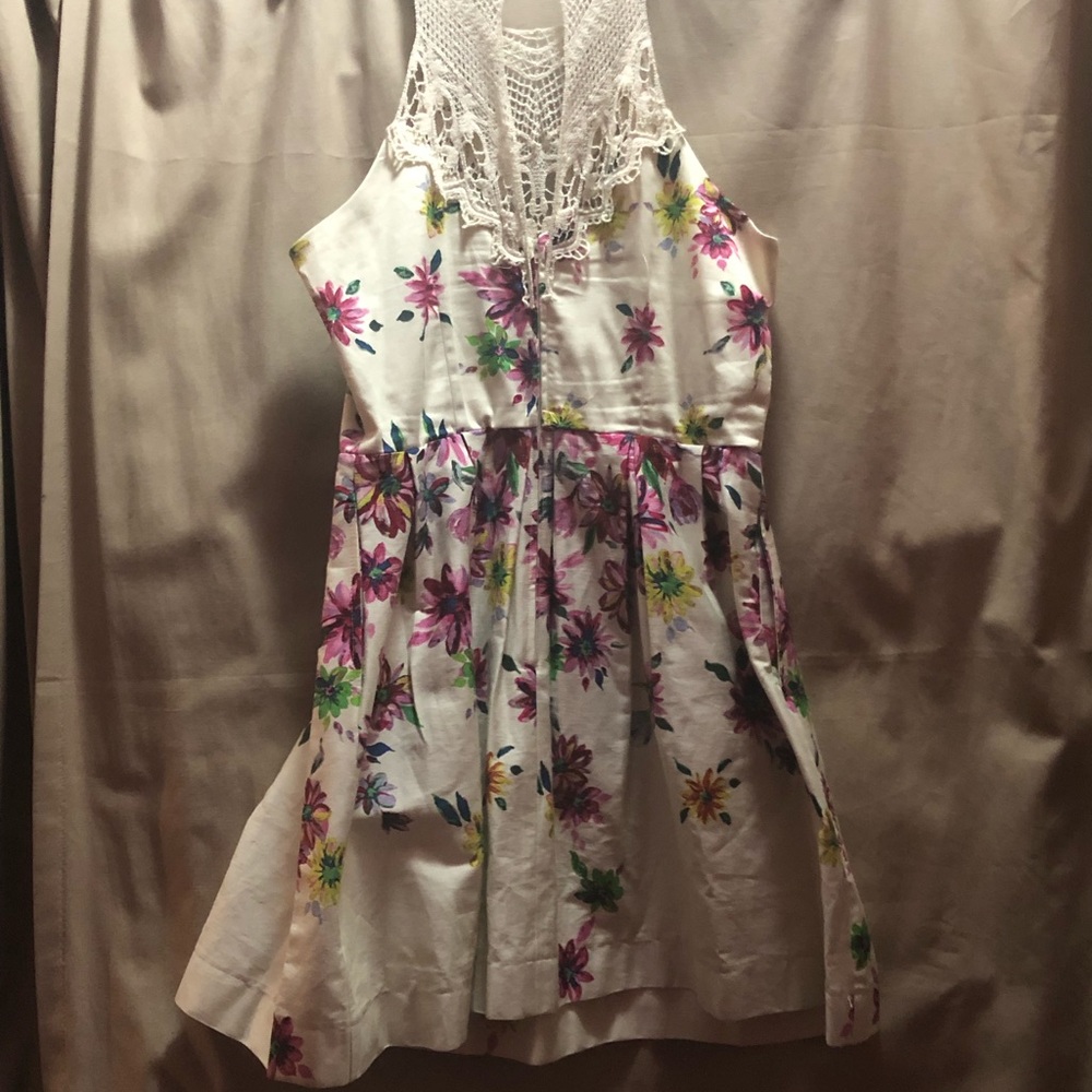 Colorful Dress - Picture 3 of 4